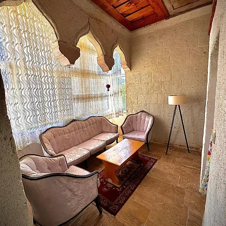 Ada Family Hotel